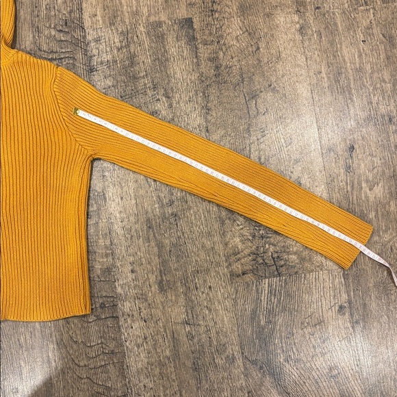 Disney x Forever 21 Women's Yellow Turtleneck Sweater with Mickey Design (S) - Picture 7 of 9